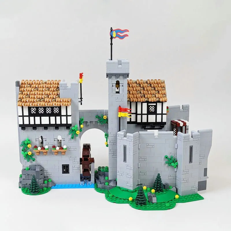 MOC Building Block Set: 85666 Creator Experts Lion Knight Castle