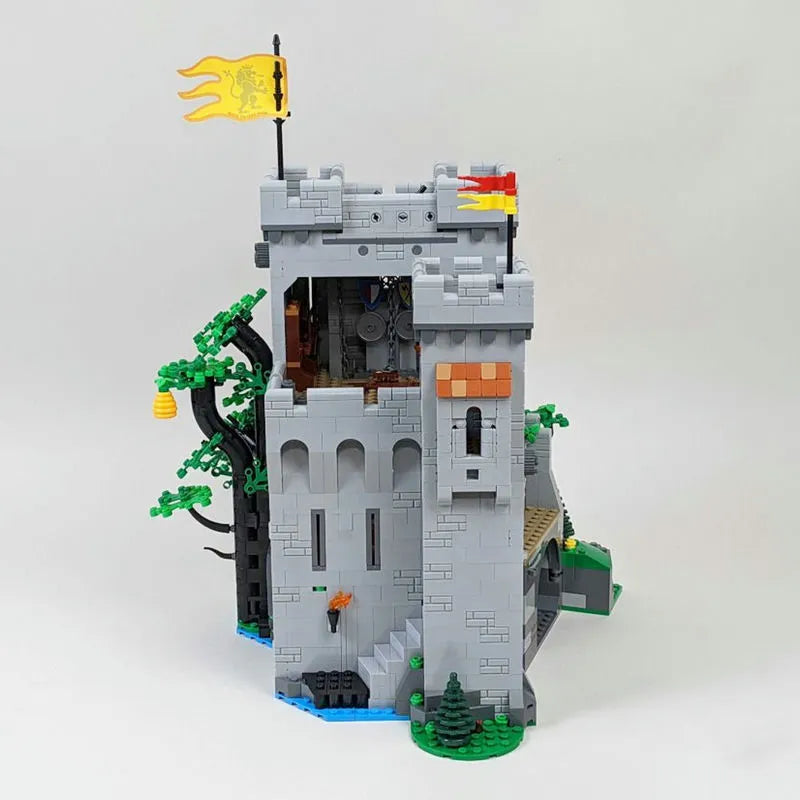 MOC Building Block Set: 85666 Creator Experts Lion Knight Castle