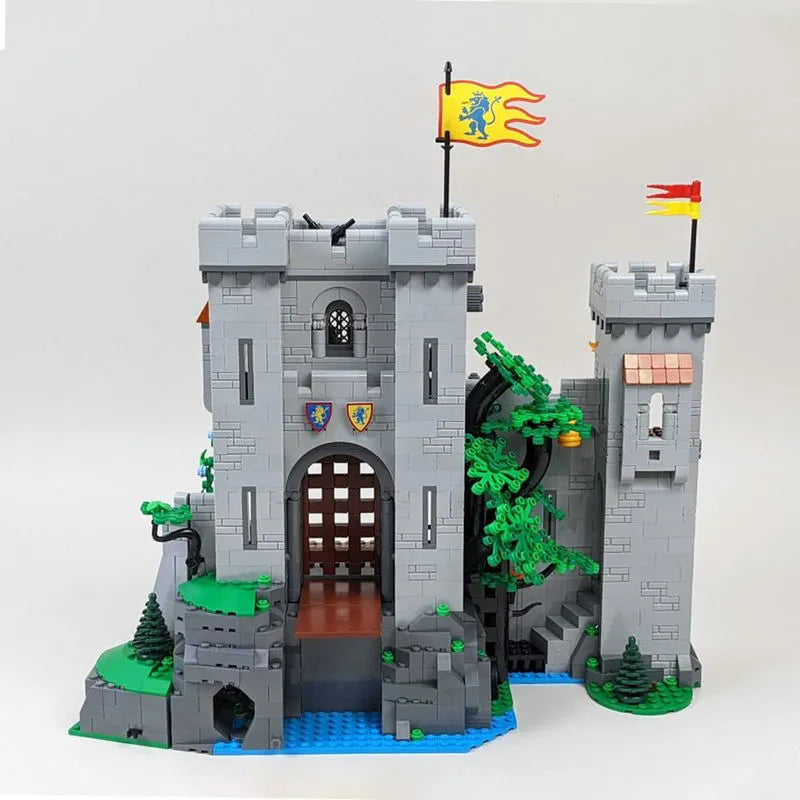 MOC Building Block Set: 85666 Creator Experts Lion Knight Castle