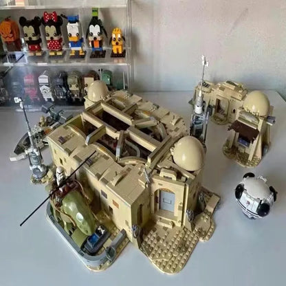 MOC Building Block Set: Star Wars Mos Eisley Cantina MOC