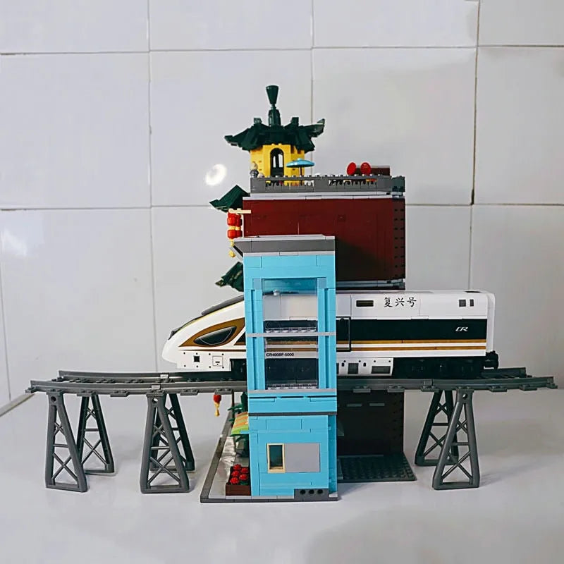 MOC Building Block Set: Gutting Train Station, Model KY10008