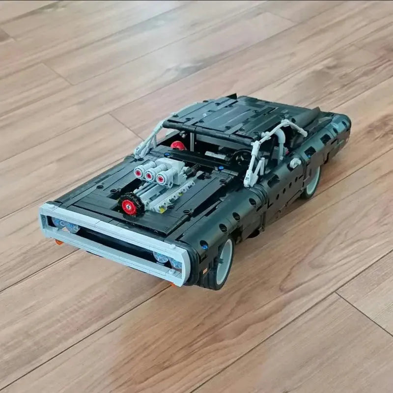 MOC Building Block Set: Dom's Chargers Super Racing Car, Model 42111