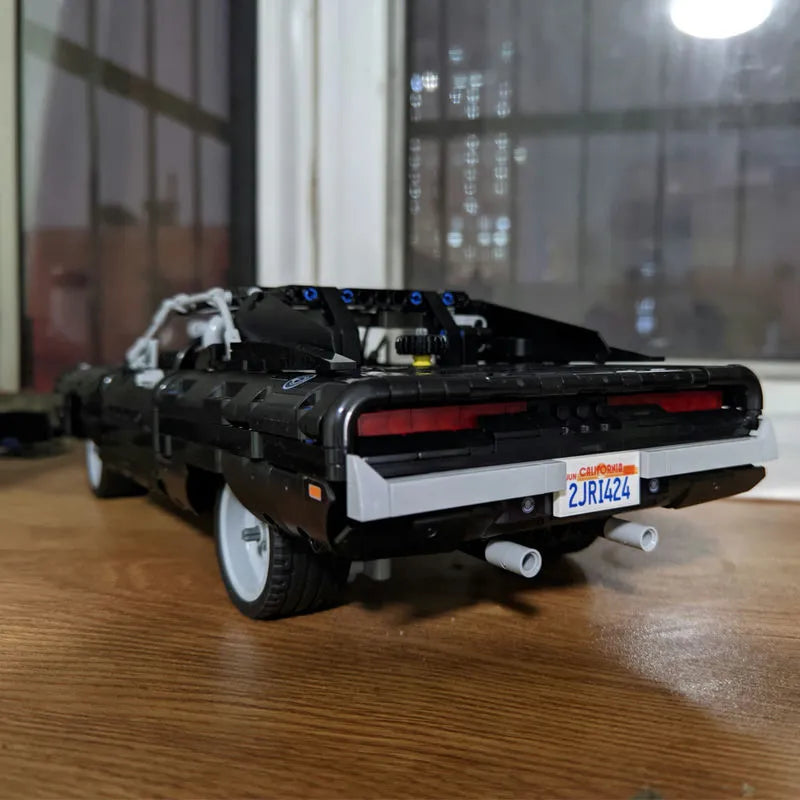 MOC Building Block Set: Dom's Chargers Super Racing Car, Model 42111