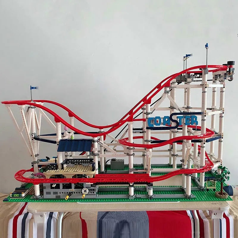 MOC Motorized Building Block Set: 15039 City Roller Coaster