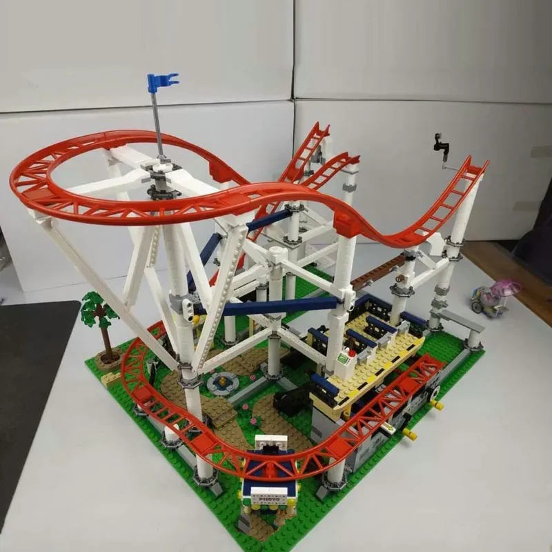 MOC Motorized Building Block Set: 15039 City Roller Coaster
