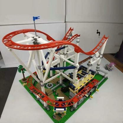 MOC Motorized Building Block Set: 15039 City Roller Coaster