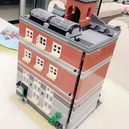 MOC Building Block Set: Town Hall 15003