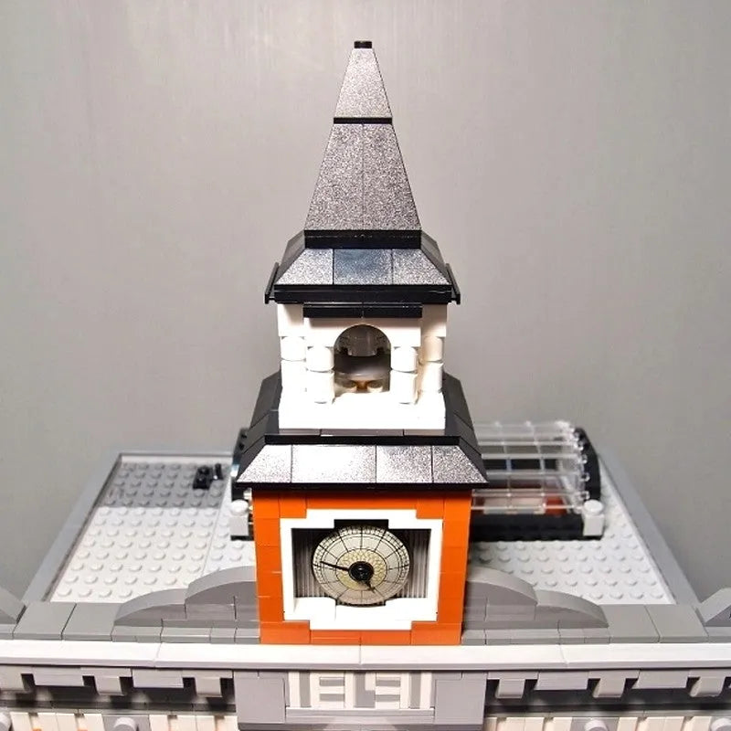 MOC Building Block Set: Town Hall 15003