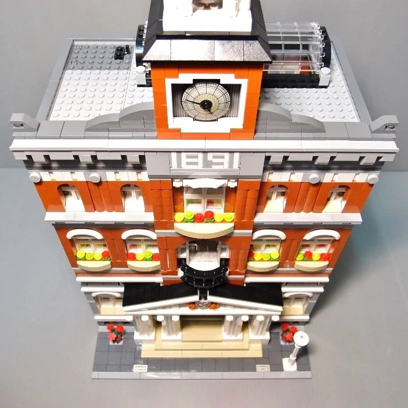 MOC Building Block Set: Town Hall 15003