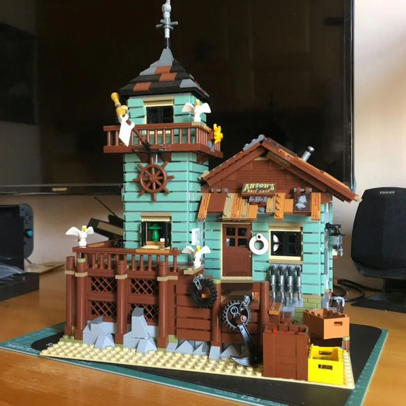 MOC Building Block Set: Old Fishing Store 16050