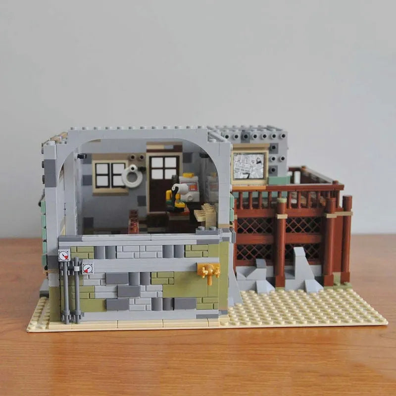 MOC Building Block Set: Old Fishing Store 16050