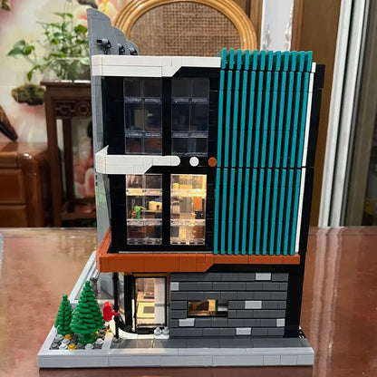 MOC Building Block Set: Experts MOC The Office Building Boss on Top, Model 7702