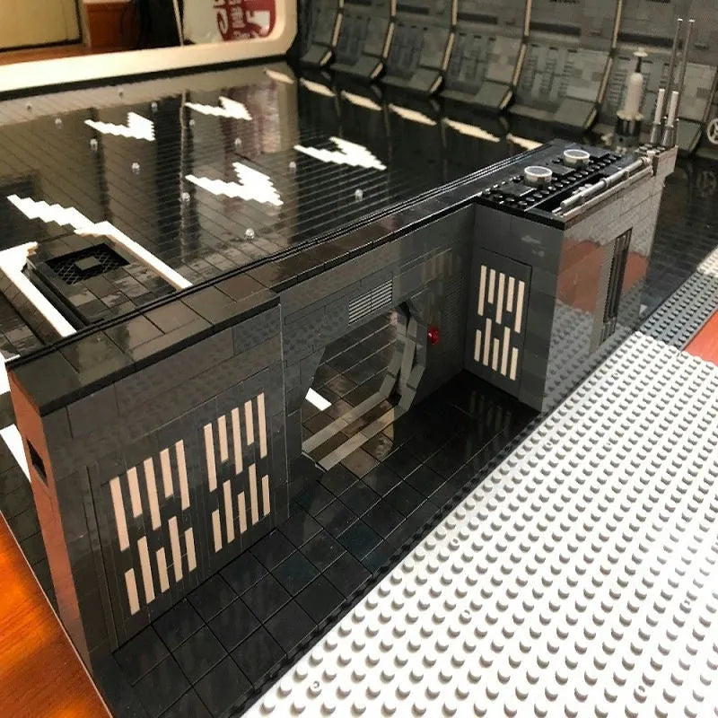 MOC Motorized Building Block Set: Docking Bay MOC For Star Wars UCS Millennium Falcon and Light, Model 327L