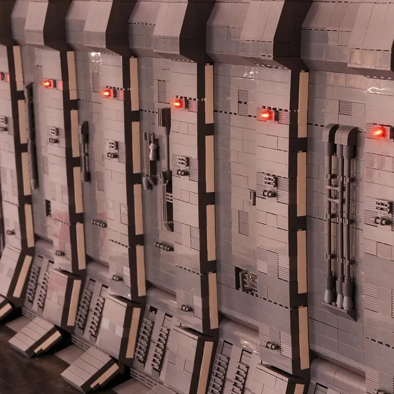 MOC Motorized Building Block Set: Docking Bay MOC For Star Wars UCS Millennium Falcon and Light, Model 327L