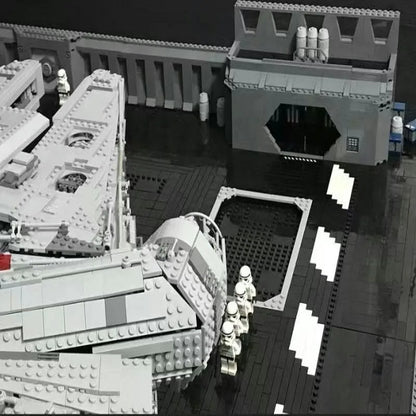 MOC Motorized Building Block Set: Docking Bay MOC For Star Wars UCS Millennium Falcon and Light, Model 327L
