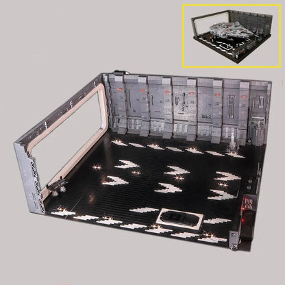 MOC Motorized Building Block Set: Docking Bay MOC For Star Wars UCS Millennium Falcon and Light, Model 327L
