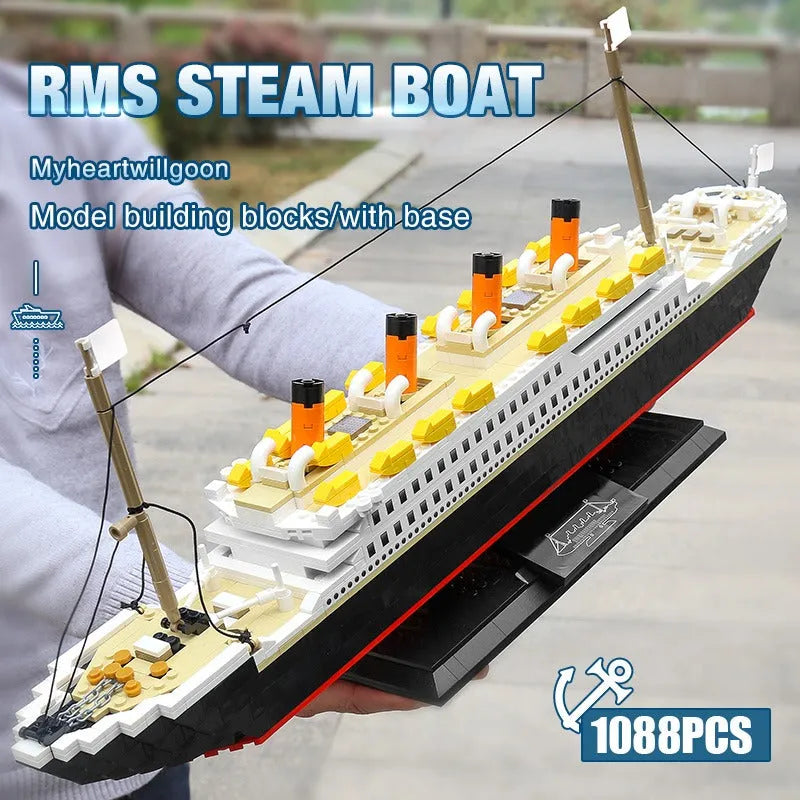 MOC Building Block Set: Experts RMS Titanic Steam Ship Boat 15005, Model PG15005