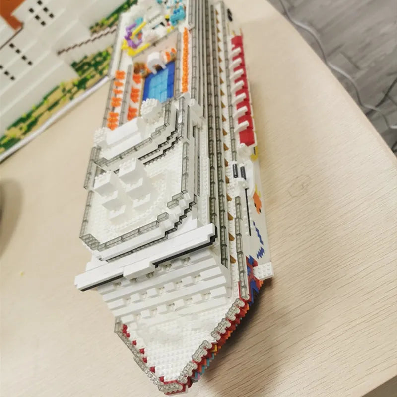 MOC Building Block Set: Big Luxury Cruise Liner Ship MINI, Model 7800