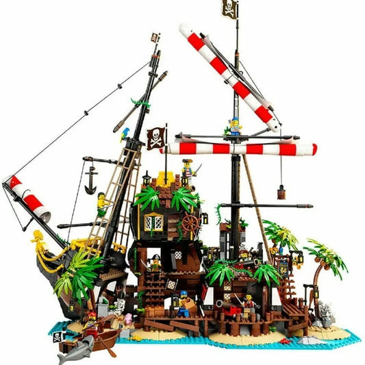 MOC Building Block Set: Pirates Barracuda Bay Ship 698998