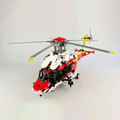 MOC Building Block Set: Motorized Airbus H175 Rescue Helicopter 74666