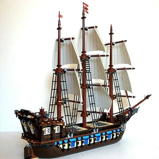 MOC Building Block Set: Movie MOC Imperial Flagship Pirate Ship 22001