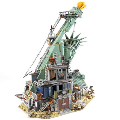 MOC Building Block Set: Movie MOC Welcome to Apocalypseburg, Model 45014