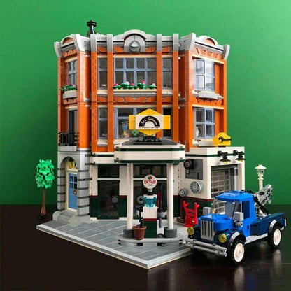 MOC Building Block Set: Street Expert City Corner Garage 15042