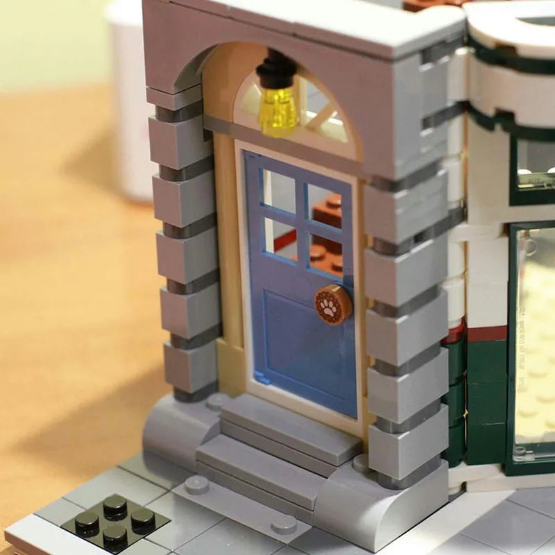 MOC Building Block Set: Street Expert City Corner Garage 15042