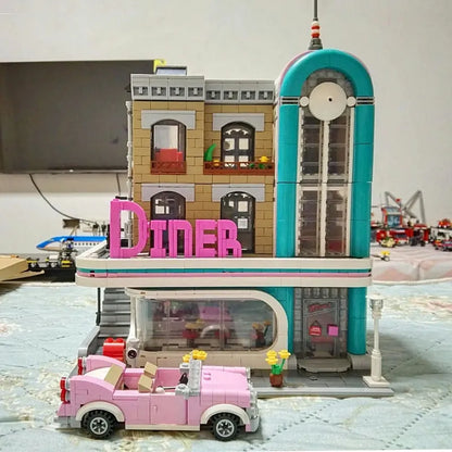 MOC Building Block Set: Street Expert City Downtown Diner 15037