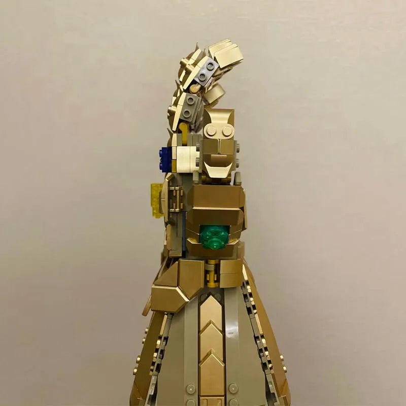 MOC Building Block Set: Super Hero MOC 2011 Marvel Infinity War Gauntlet
