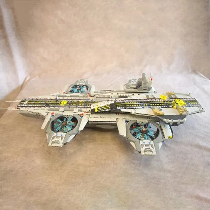 MOC Building Block Set: Super Hero Motorized SHIELD RC Helicarrier, Model K10218