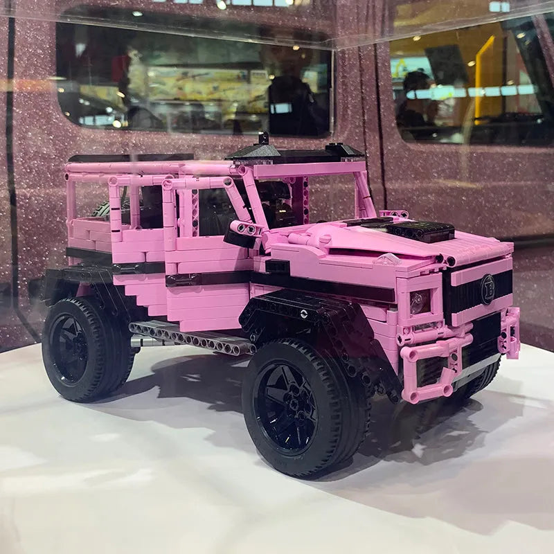 MOC Motorized Building Block Set: King Kong Barbie Pink SUV J903