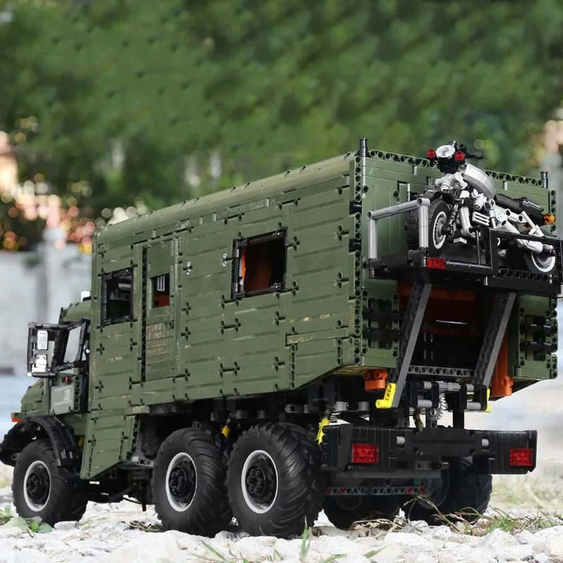 MOC Motorized Building Block Set: Off-Road RV Unimog Truck J907