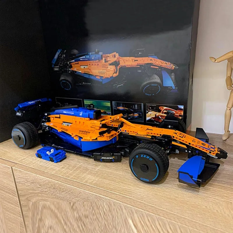 MOC Motorized Building Block Set: P9926 McLaren Formula 1 Racing Car