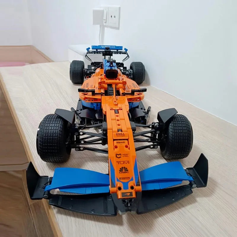 MOC Motorized Building Block Set: P9926 McLaren Formula 1 Racing Car