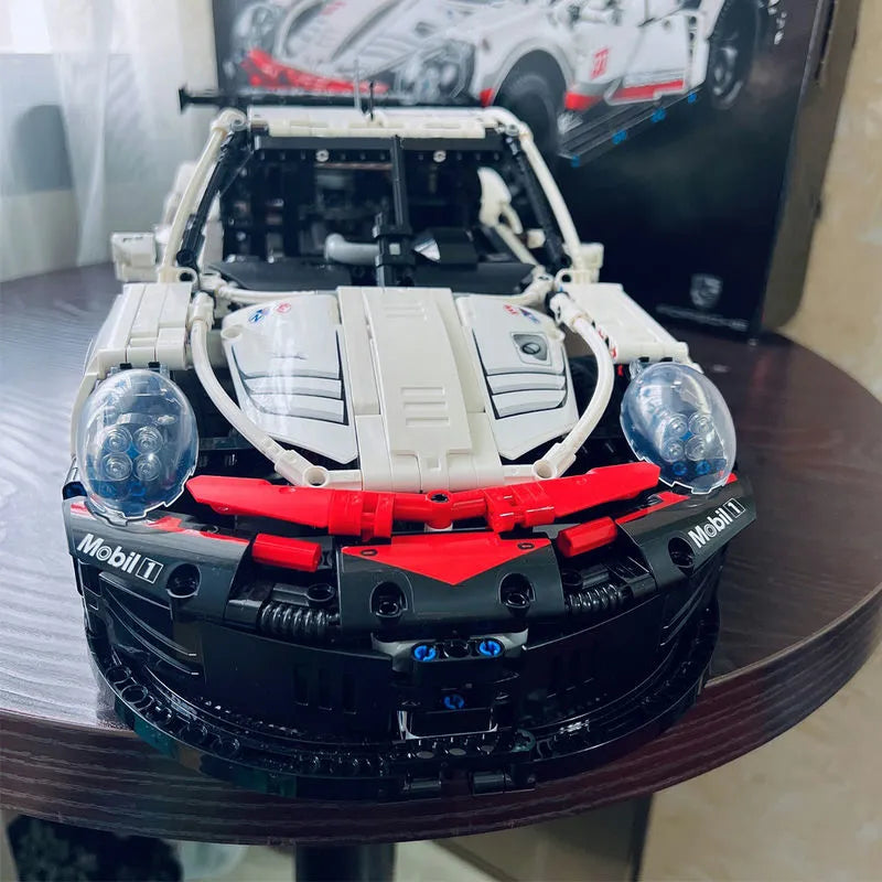 MOC Building Block Set: Porsche 911 RSR Racing Sports Car 20097