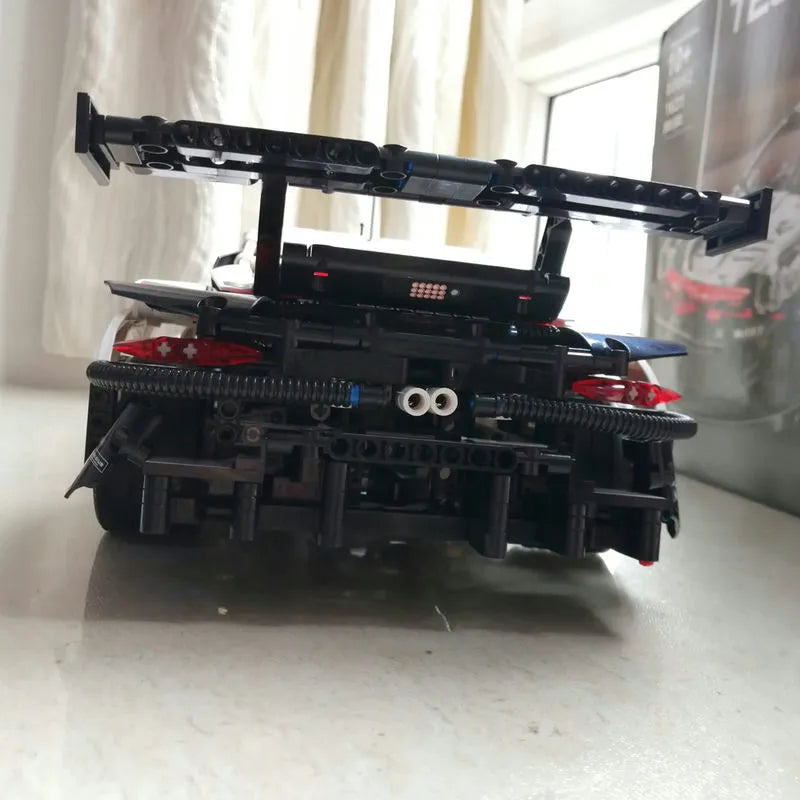 MOC Building Block Set: Porsche 911 RSR Racing Sports Car 20097