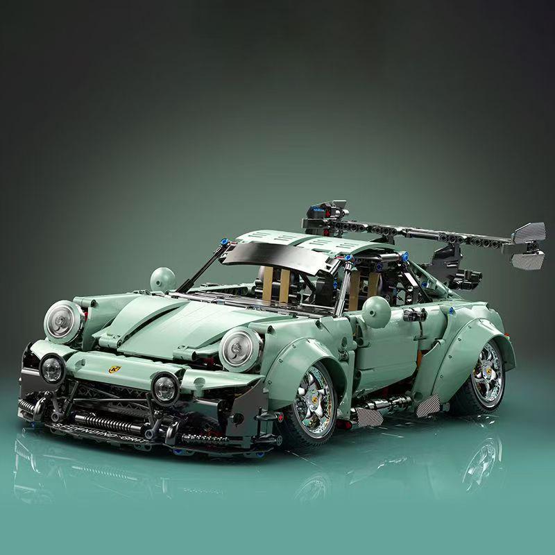 Trilumity Building Block Set: 1:10 Green Porsche 964, Limited Edition (2435-Piece)