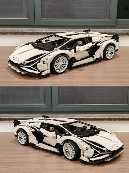 Trilumity Building Block Set: 1: 8 Italian Bull L539 Lightning Hybrid Color Change Special Edition(3696-Piece)