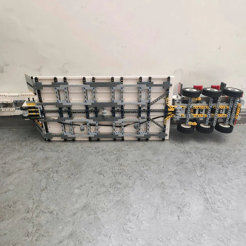 Happy Build MOC Building Block Set: APP Motorized RC Step Deck Trailer Truck, Model YCGC006