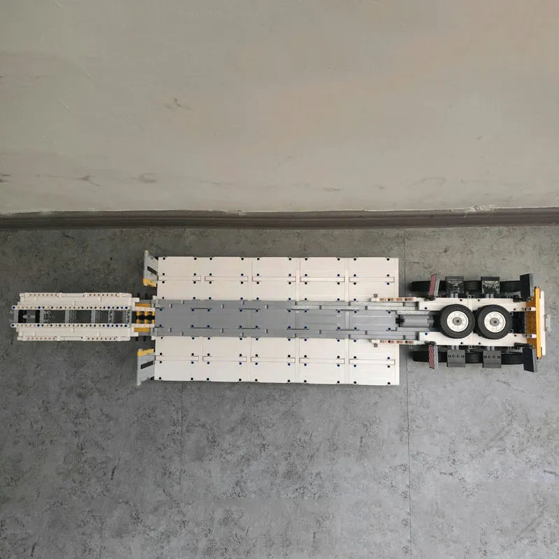 Happy Build MOC Building Block Set: APP Motorized RC Step Deck Trailer Truck, Model YCGC006