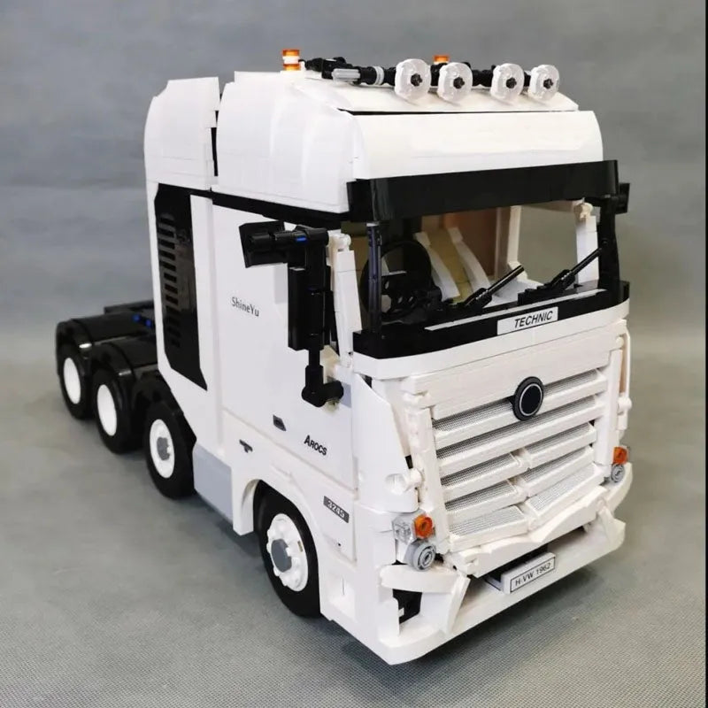 Happy Build MOC Motorized Building Block Set: Heavy Container Truck Arocs QC007
