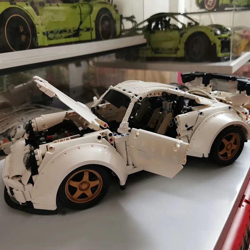 Happy Build MOC Building Block Set: Porsche 911 Widebody Classic Racing Car QC016, Model YCQC016