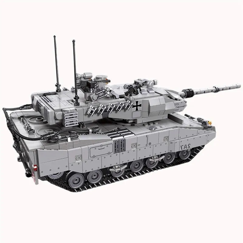 JieStar Motorized Building Block Set: WW2 Leopard 2A7 Main Battle Tank, Model 61036