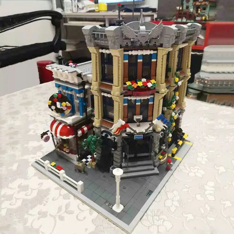 JieStar MOC Building Block Set: 89134 Creator Expert City Police Station