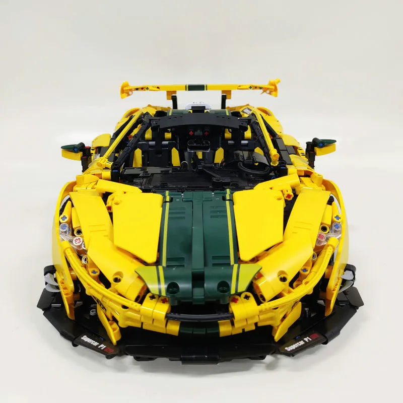 JieStar MOC Motorized Building Block Set: 91101 Super Racing McLaren P1 Sports Car