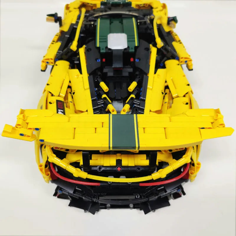 JieStar MOC Motorized Building Block Set: 91101 Super Racing McLaren P1 Sports Car