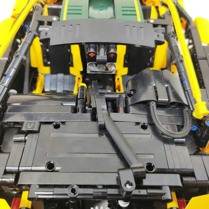 JieStar MOC Motorized Building Block Set: 91101 Super Racing McLaren P1 Sports Car