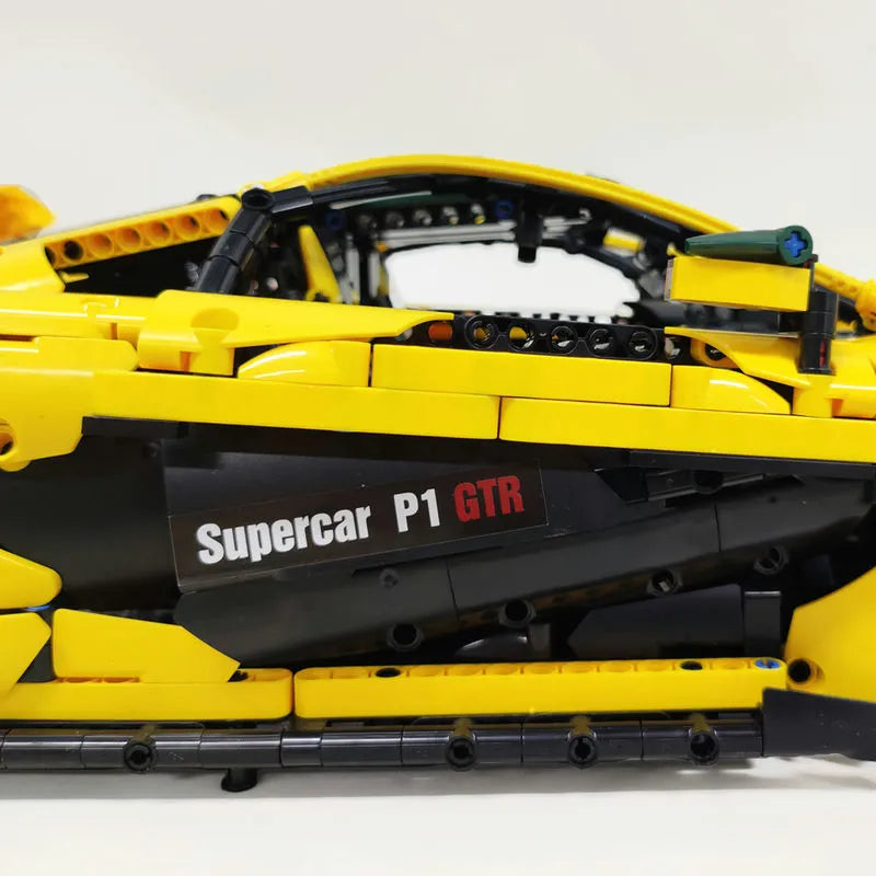 JieStar MOC Motorized Building Block Set: 91101 Super Racing McLaren P1 Sports Car