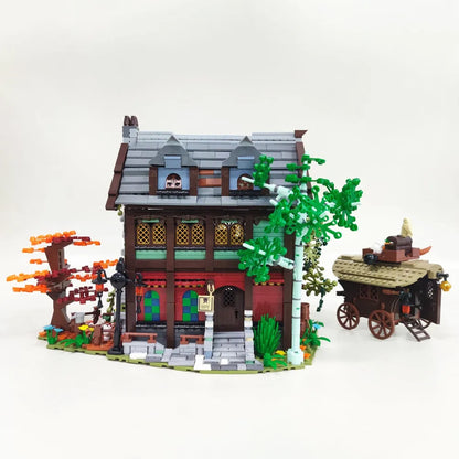 JieStar MOC Building Block Set: Medieval Hotel Town Inn, Model 89148